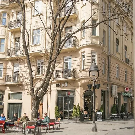 Lazar Apartman Belgrád